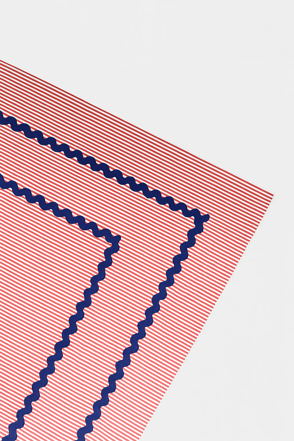 Tablecloth Vertical Striped Red - Image 3